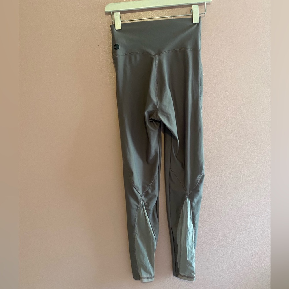 Five dancewear leggings - Picture 2 of 4